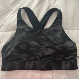 NEW Fabletics Ella High Impact Sports Bra